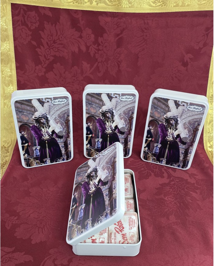 Lata pequeña con 6 cortadillos